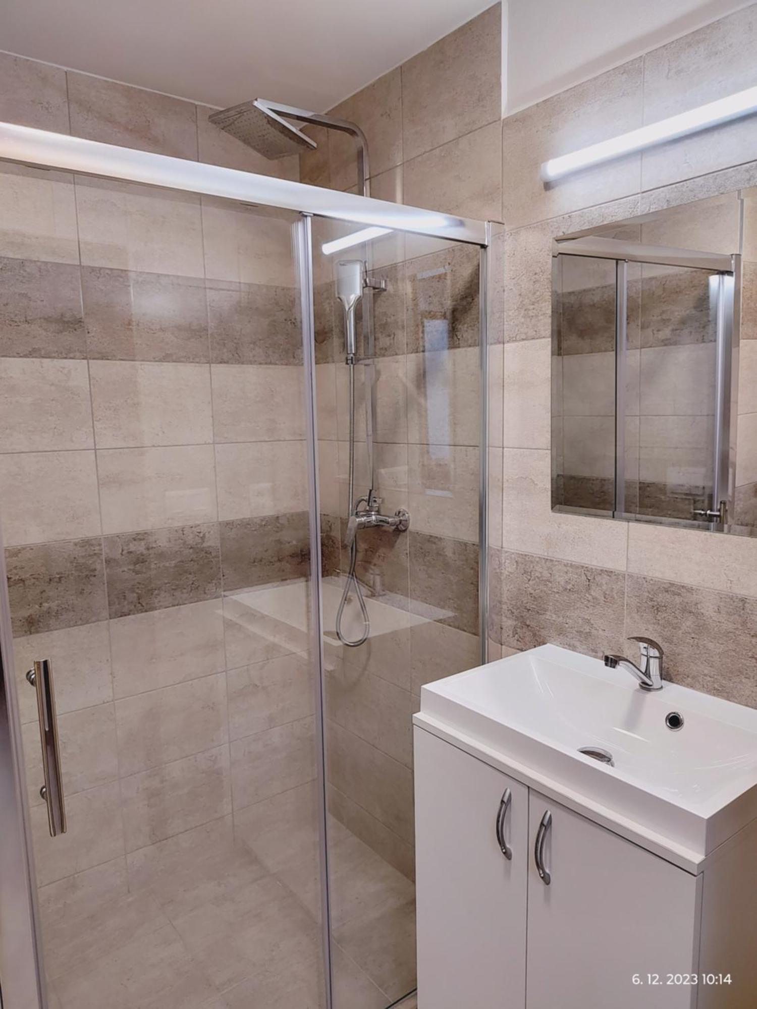 Hostel Blanice Прага Екстериор снимка